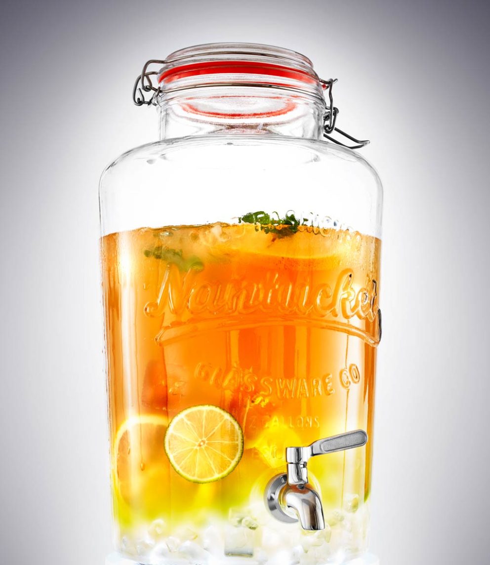 samova-bowl-classic-british-iced-tea Eistee mit frischen Früchten in einer Bowl