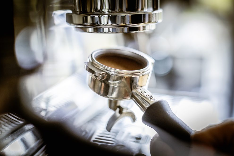 Siebträger einspannen Siebträger einspannen, Espresso